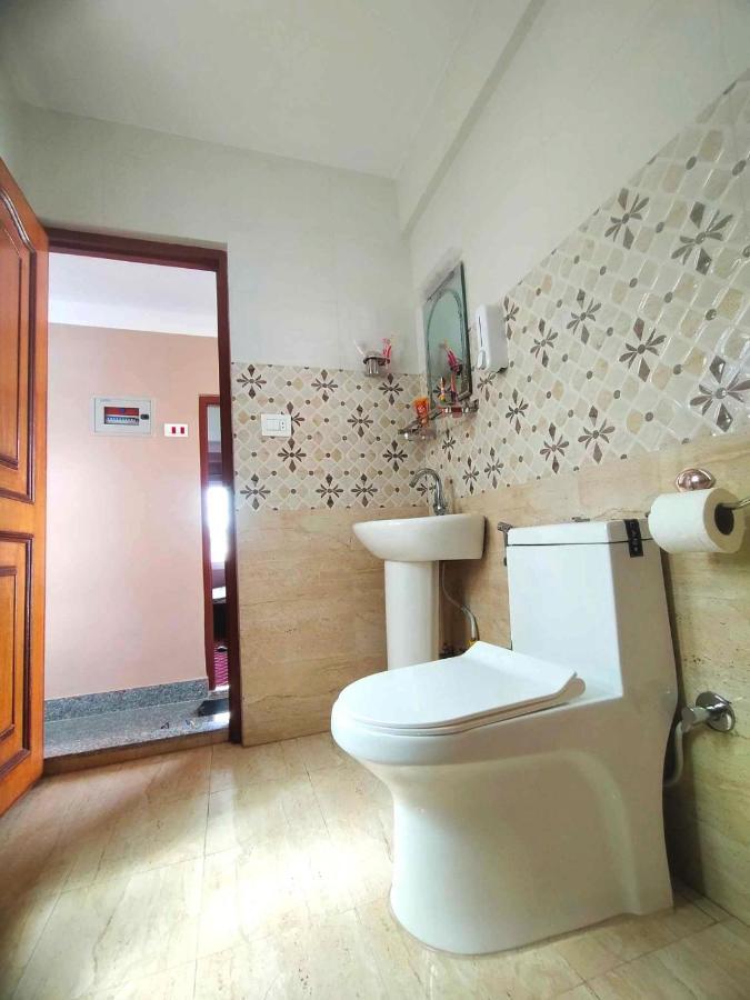 Peace Homestay Катманду Екстер'єр фото